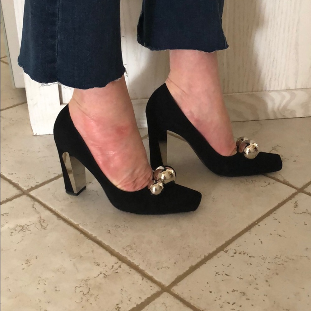 🎉Louis Vuitton black suede block heel shoes